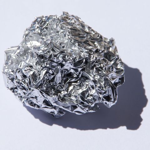 অ্যালুমিনিয়াম মৌলের প্রকৃত নমুনা