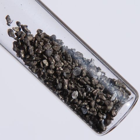 ক্যালসিয়াম মৌলের প্রকৃত নমুনা
