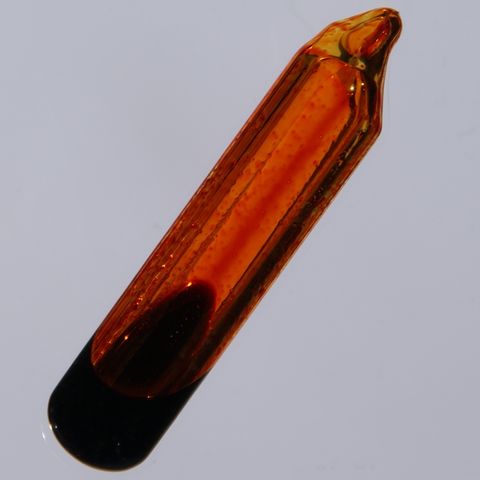 ব্রোমিন মৌলের প্রকৃত নমুনা