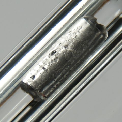 থ্যালিয়াম মৌলের প্রকৃত নমুনা